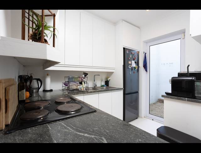 2 BEDROOM HOUSE FOR SALE IN CLAREMONT UPPER